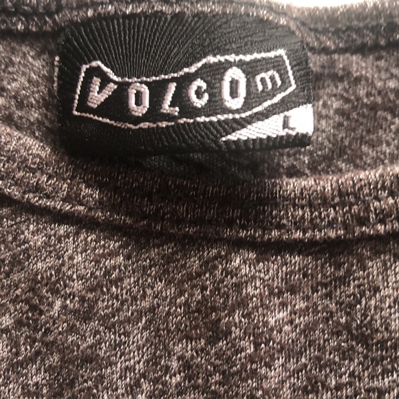 Volcom boys size Lg tank - Picture 3 of 3